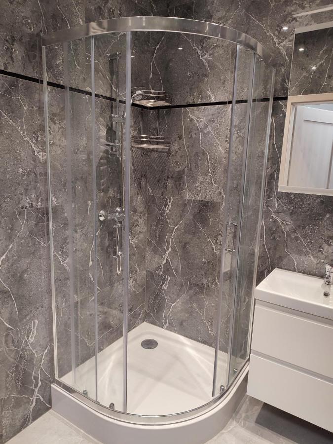 Opera Kolobrzeska 6 Super Vip Apartment Opolznevoye Bagian luar foto