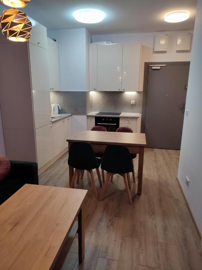 Opera Kolobrzeska 6 Super Vip Apartment Opolznevoye Bagian luar foto